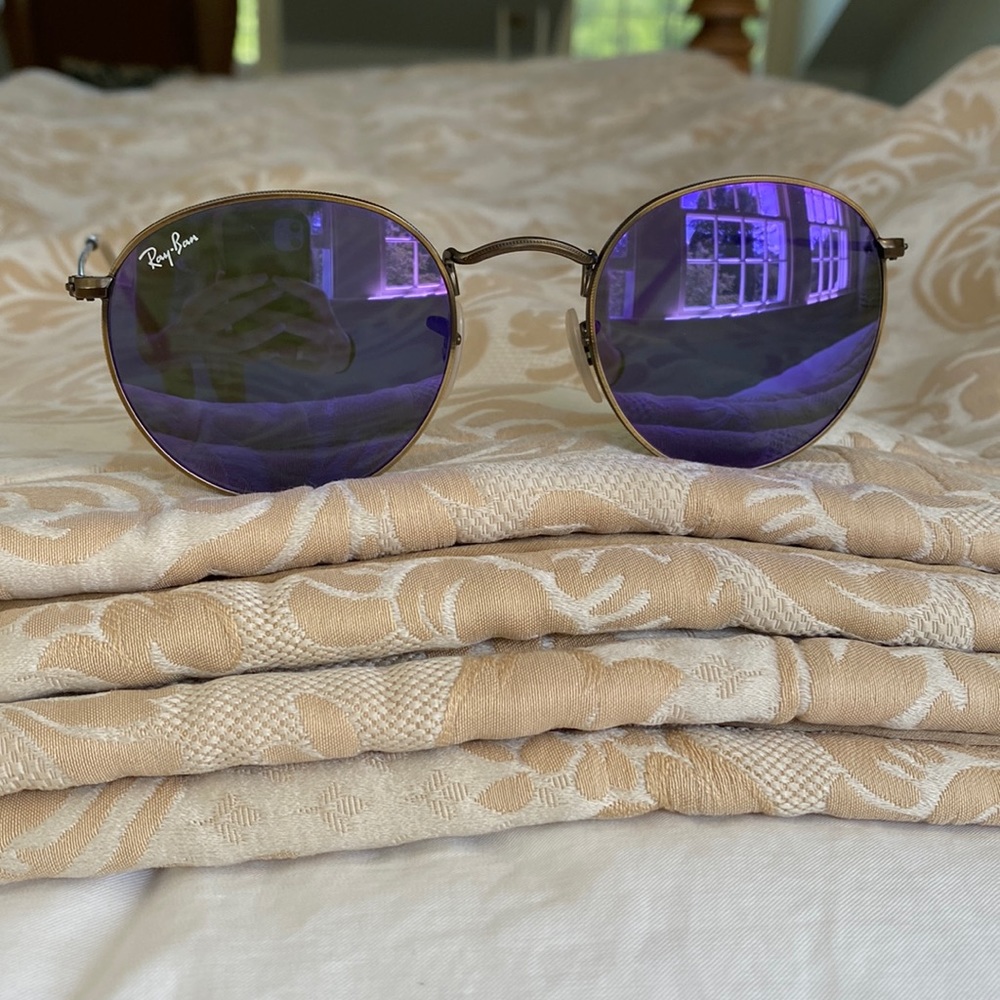 LAST CHANCE, TAKING OFF TOMORROW RAYBAN ROUND METAL GLASSES